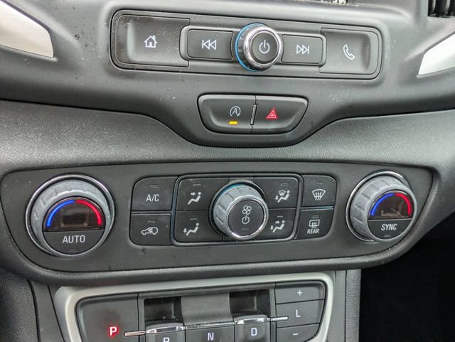 Used 2023 GMC Terrain SLE w/ Driver Convenience Package AWD/4WD image 23