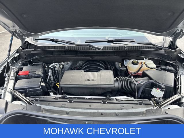 Used 2025 Chevrolet Tahoe LS AWD/4WD image 30