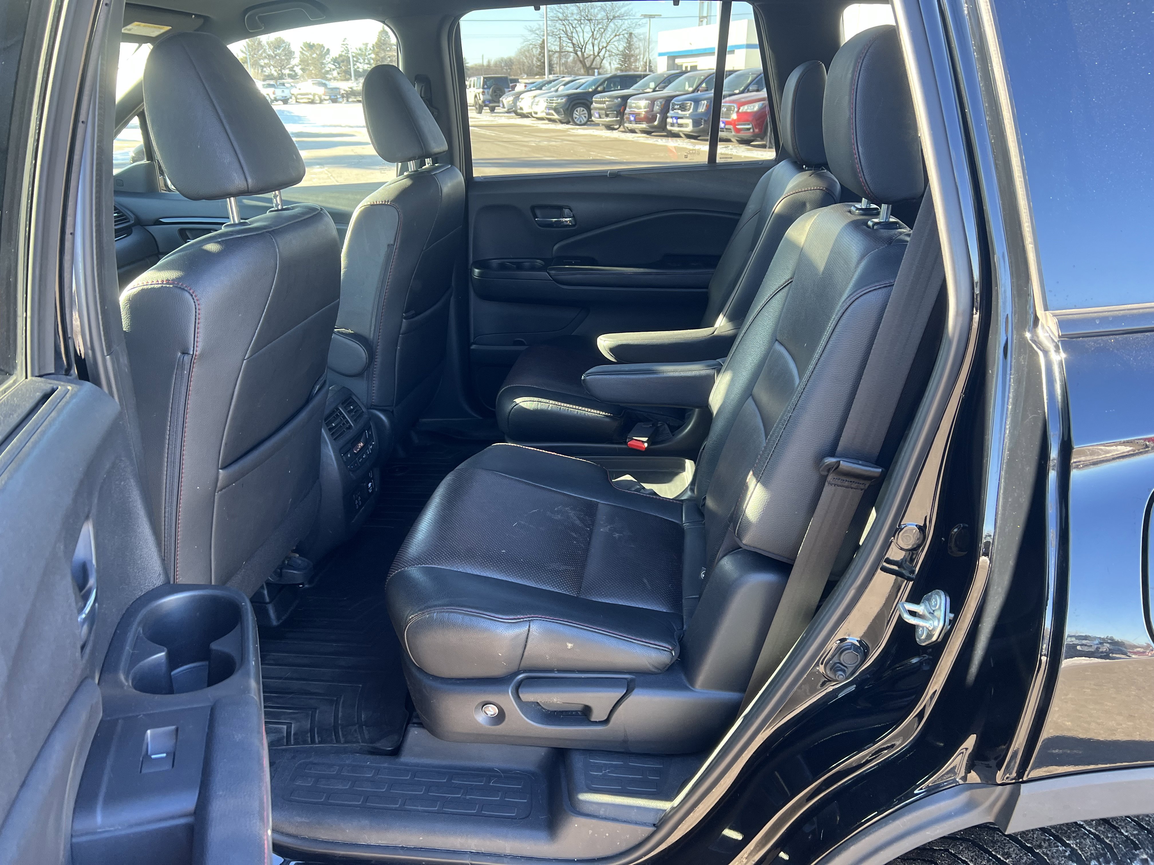 Used 2020 Honda Pilot Black Edition image 12