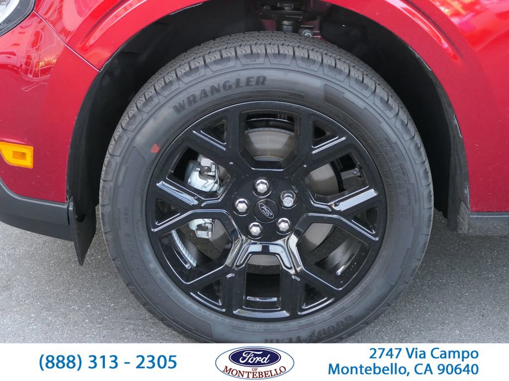 Used 2026 Ford Maverick Lariat w/ Black Appearance Package AWD/4WD image 12