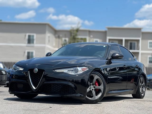 Used 2017 Alfa Romeo Giulia w/ Sport Appearance Package RWD image 1
