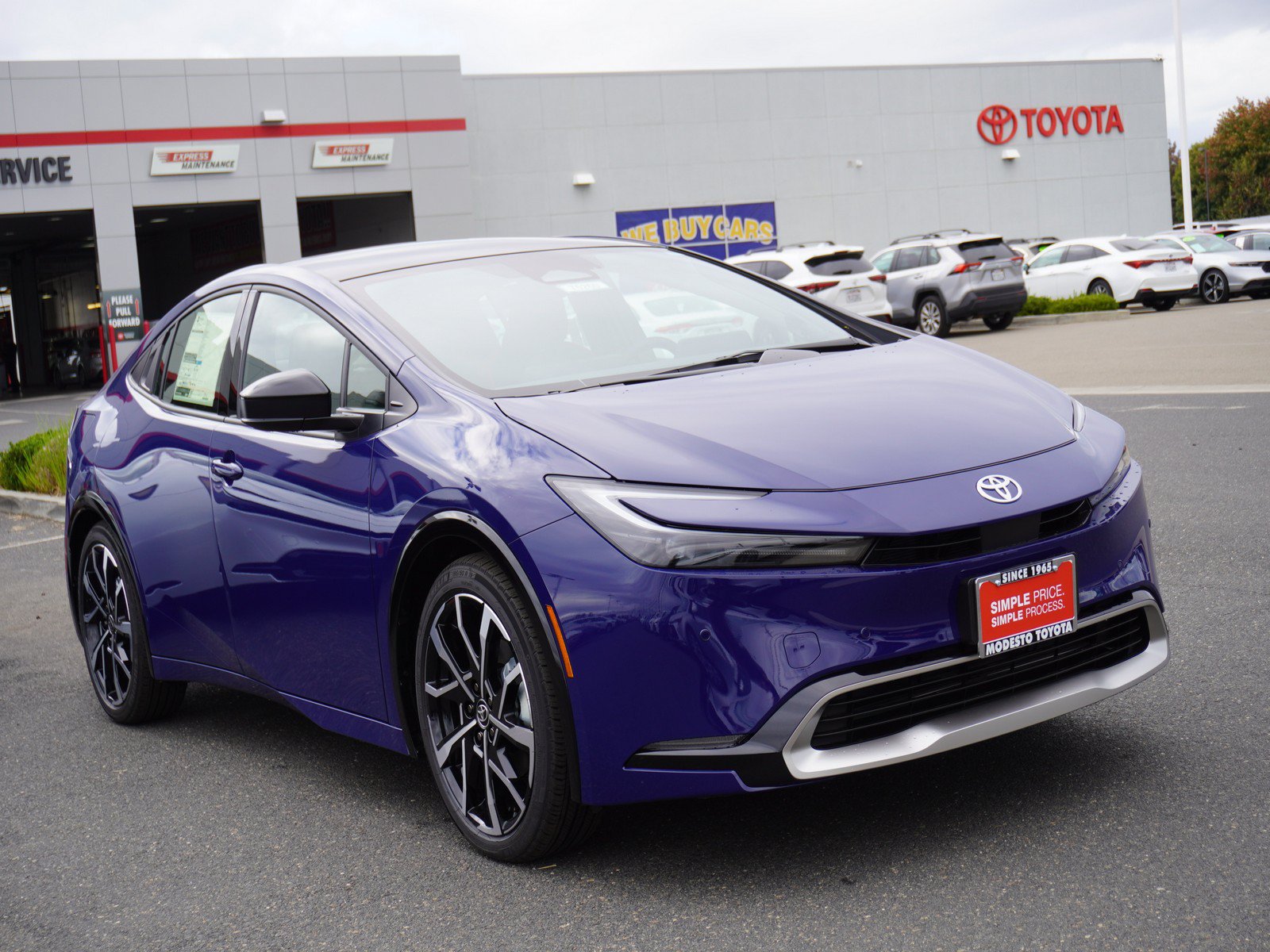 New 2026 Toyota Prius Plug-In Hybrid FWD image 29