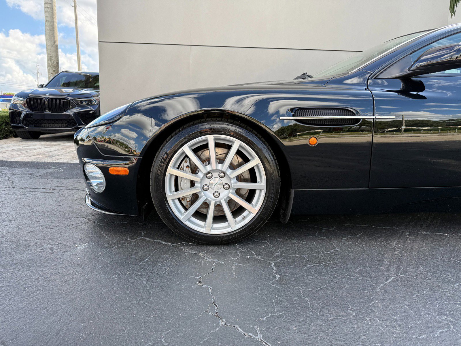 Used 2006 Aston Martin Vanquish S image 7