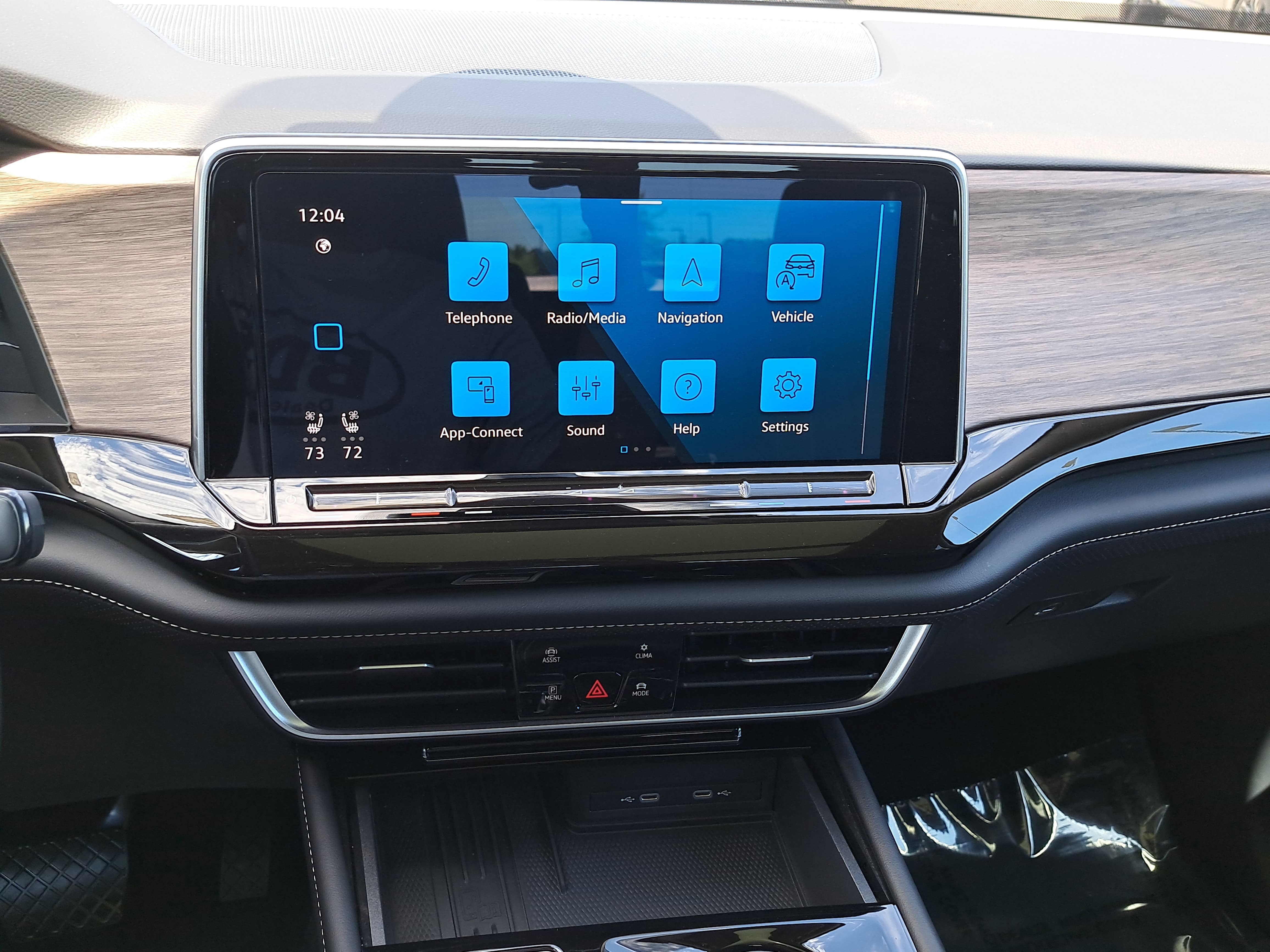 Certified 2025 Volkswagen Atlas SEL image 21