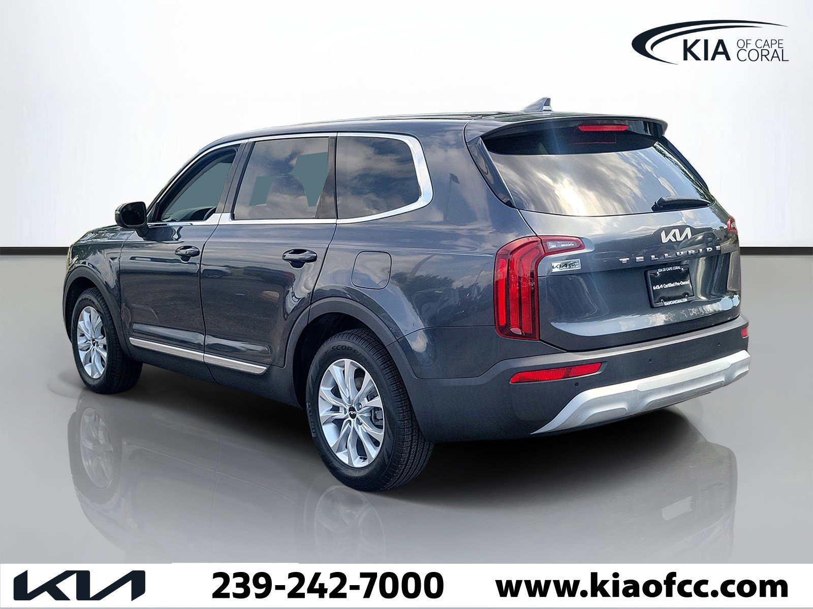 Used 2022 Kia Telluride LX FWD image 4