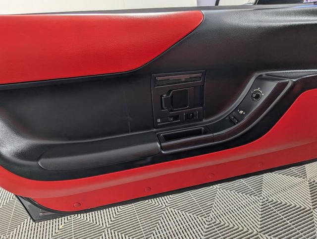 Used 1994 Chevrolet Corvette Coupe image 17