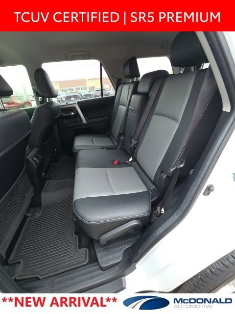 Used 2024 Toyota 4Runner SR5 Premium w/ SR5 Premium Package image 16