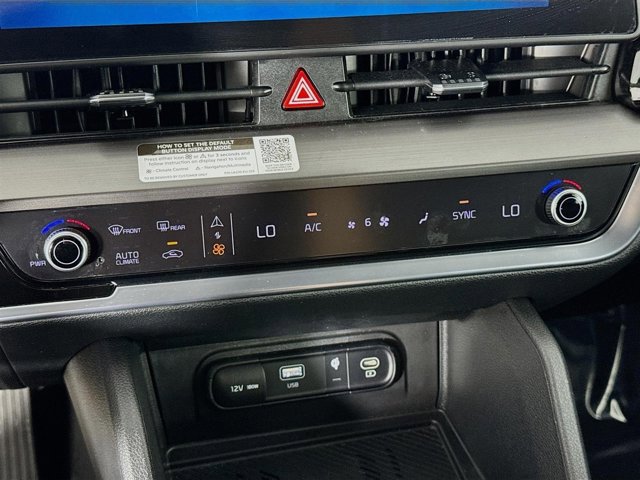Used 2023 Kia Sportage EX FWD image 18