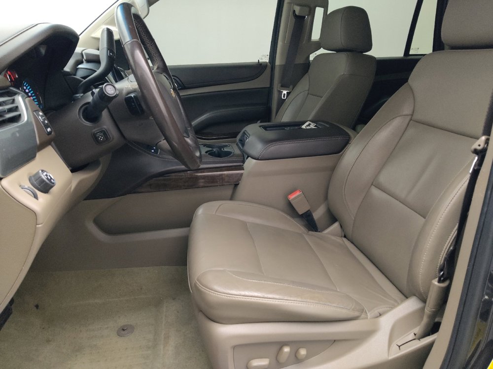 Used 2018 Chevrolet Tahoe LT w/ LT Signature Package RWD image 17