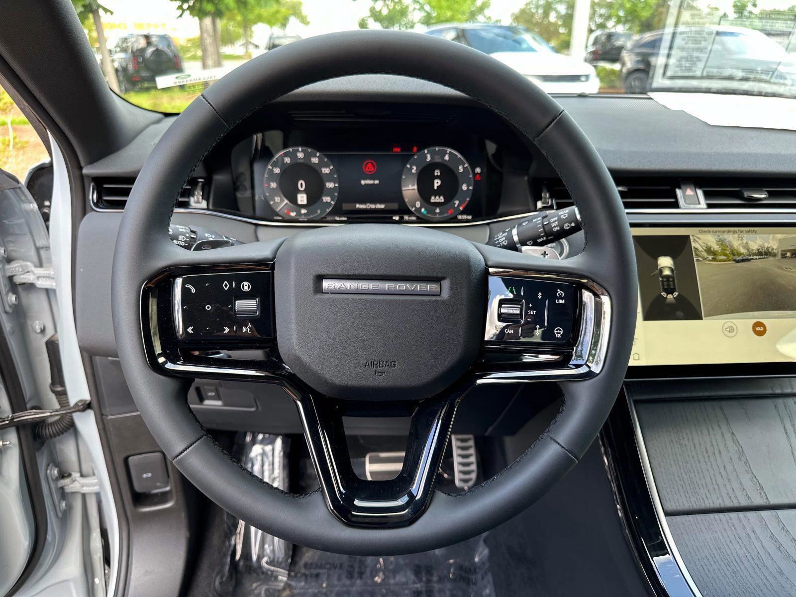 Used 2024 Land Rover Range Rover Evoque Dynamic SE image 21