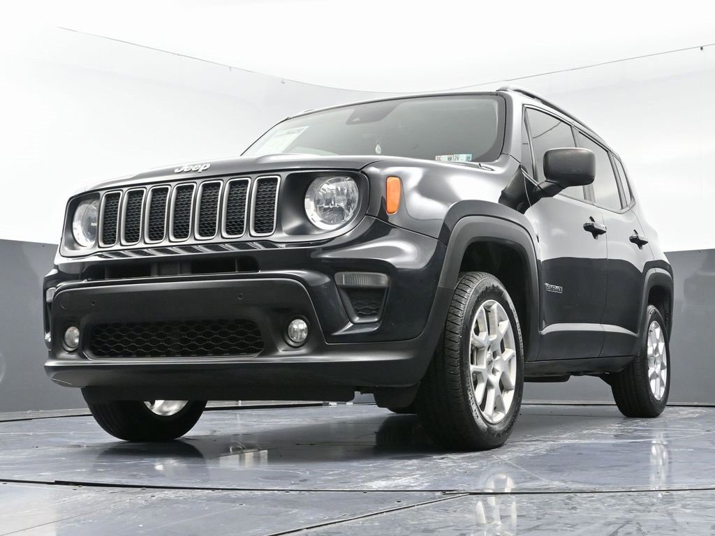 Used 2022 Jeep Renegade Latitude image 46
