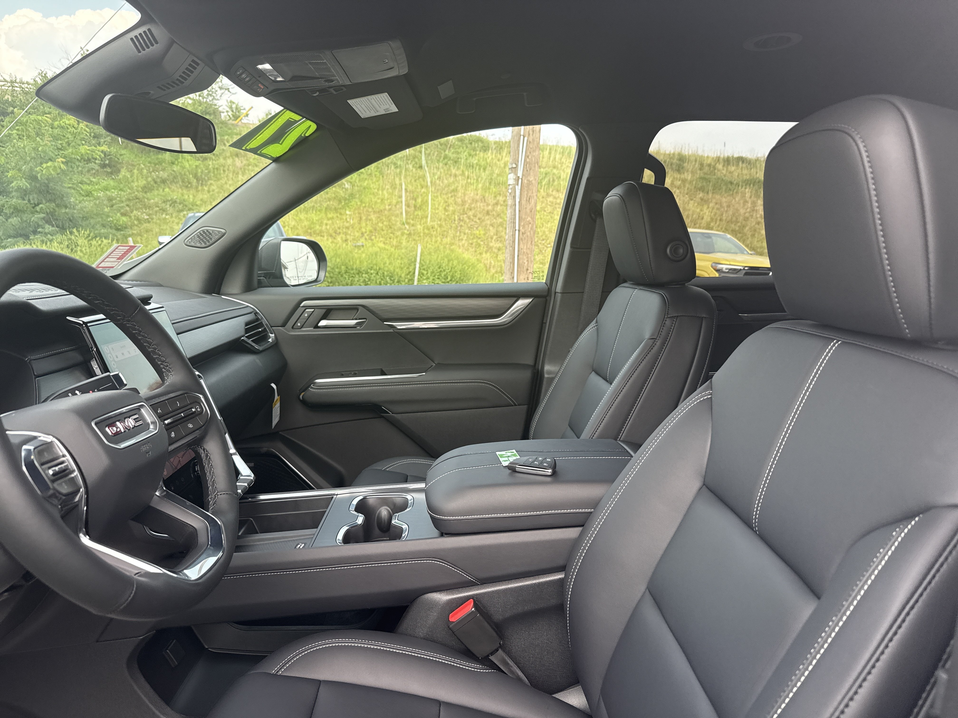 New 2027 GMC Acadia Elevation w/ Black Edition AWD/4WD image 11