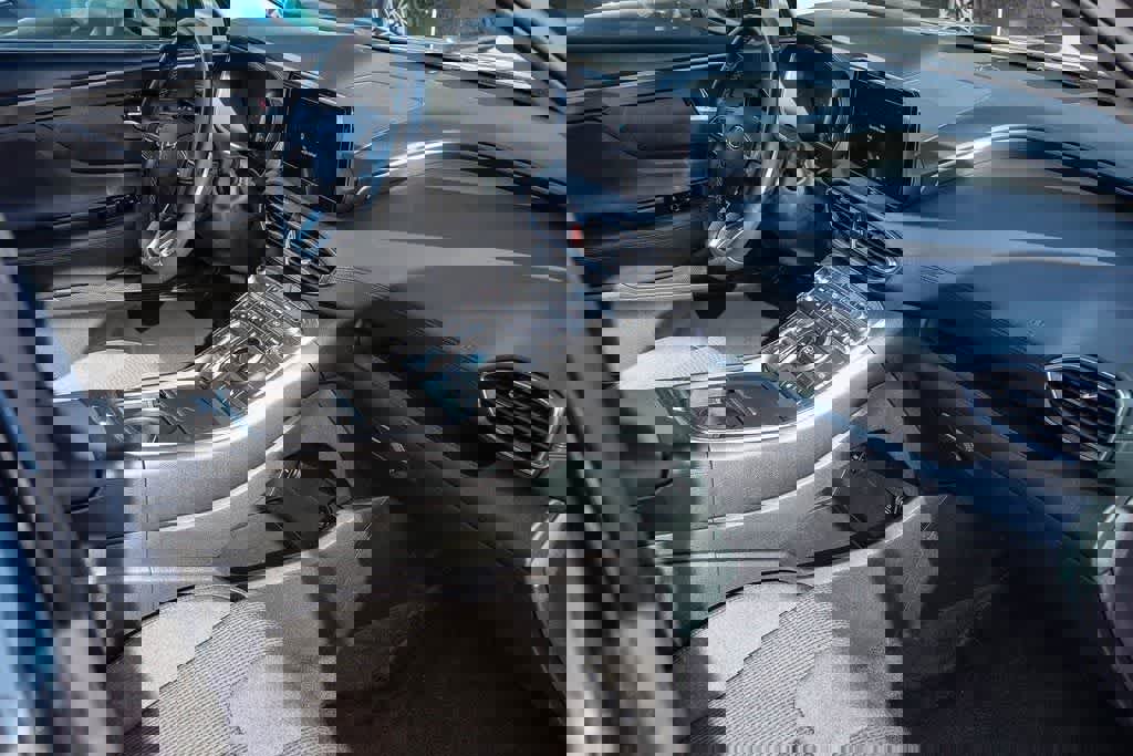 Used 2023 Hyundai Santa Fe SEL w/ Cargo Package image 15