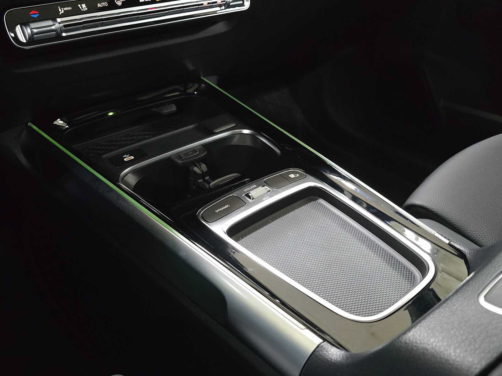 Certified 2026 Mercedes-Benz GLB 250 4MATIC image 32