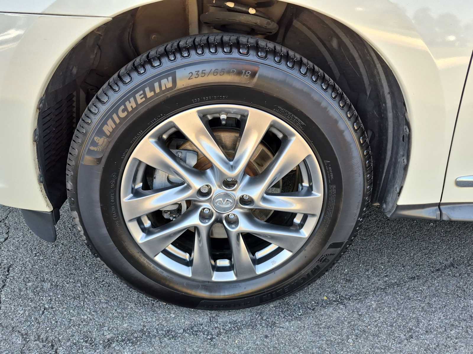 Used 2015 INFINITI QX60 Luxe w/ Cargo Package AWD/4WD image 14