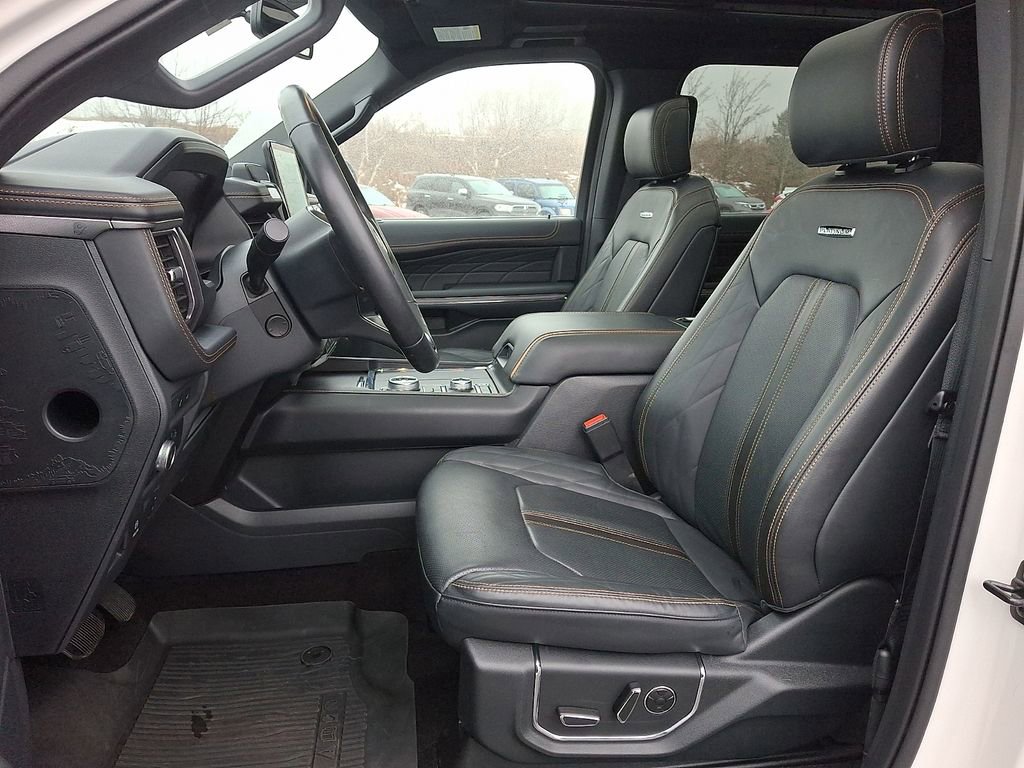 Used 2022 Ford Expedition Platinum image 17
