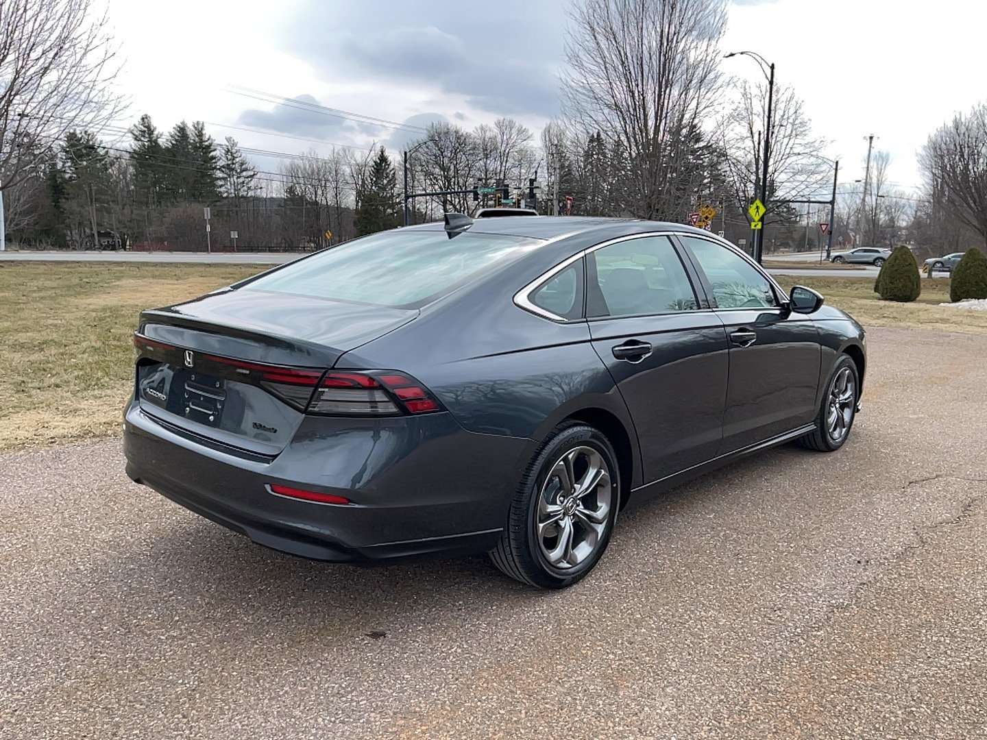 Certified 2023 Honda Accord EX image 6