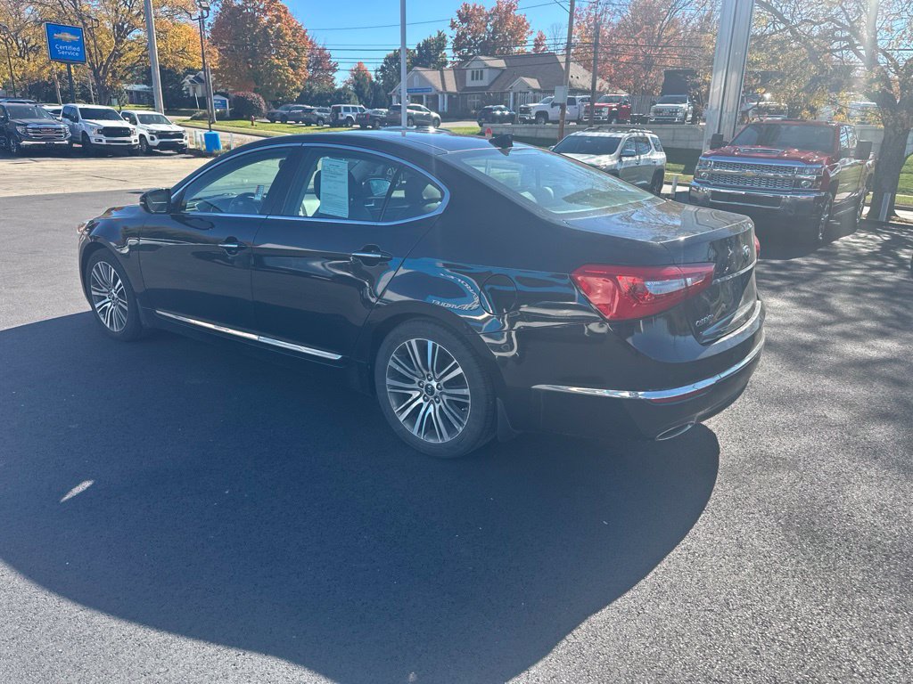 Used 2014 Kia Cadenza Premium w/ Luxury Package FWD image 6