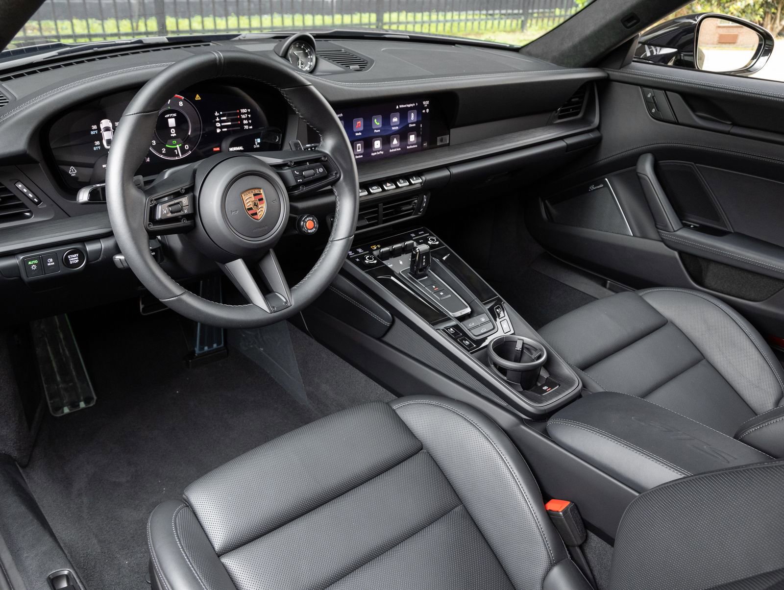 Certified 2026 Porsche 911 Carrera GTS RWD image 4