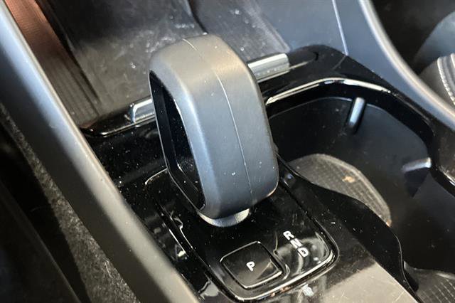 Certified 2024 Volvo XC40 Recharge Ultimate w/ Protection Package Premier image 25