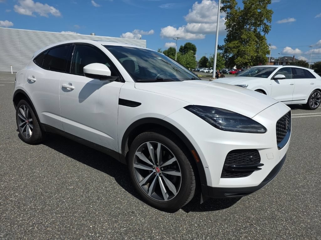Used 2023 Jaguar E-PACE SE AWD/4WD image 3