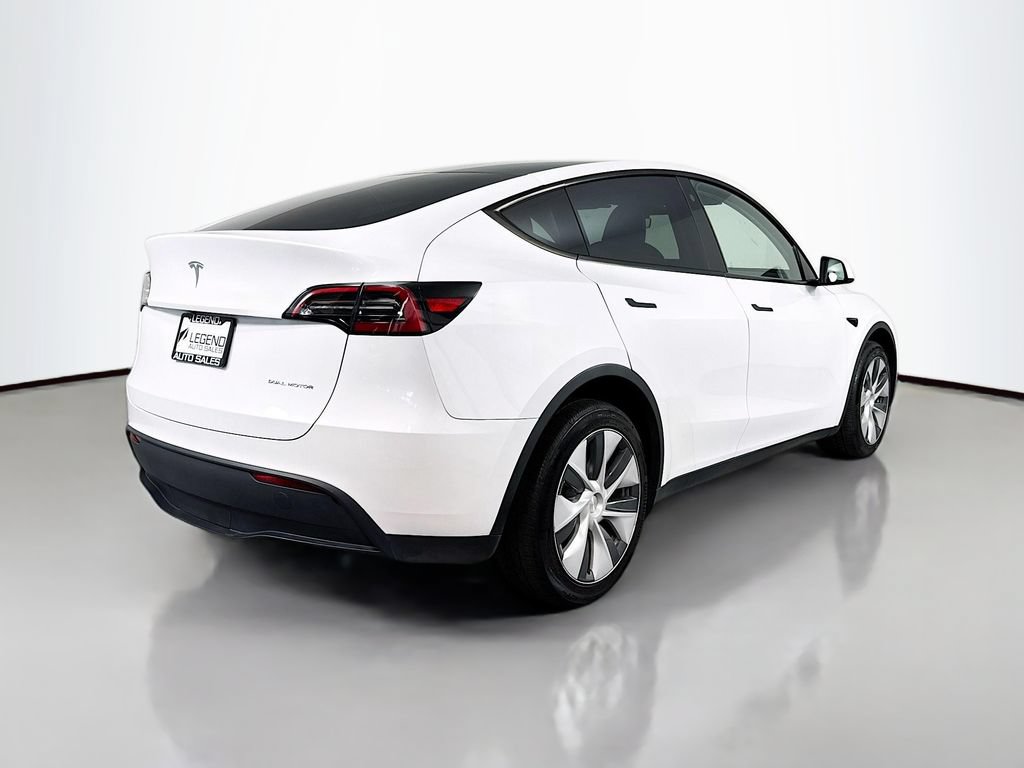 Used 2023 Tesla Model Y Long Range AWD/4WD image 4