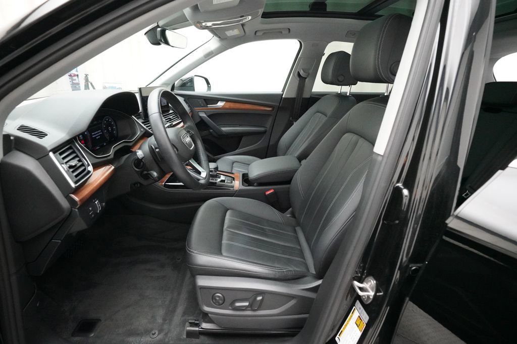 Used 2023 Audi Q5 2.0T Premium Plus w/ Premium Plus Package image 7