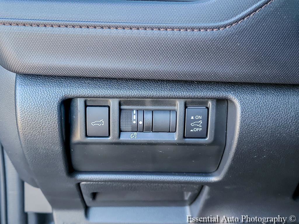 Certified 2025 Subaru Forester Touring AWD/4WD image 15