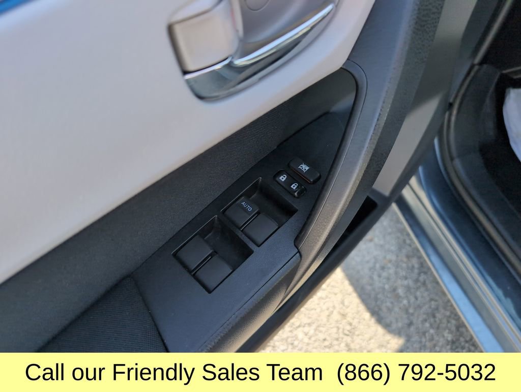 Used 2016 Toyota Corolla LE image 13