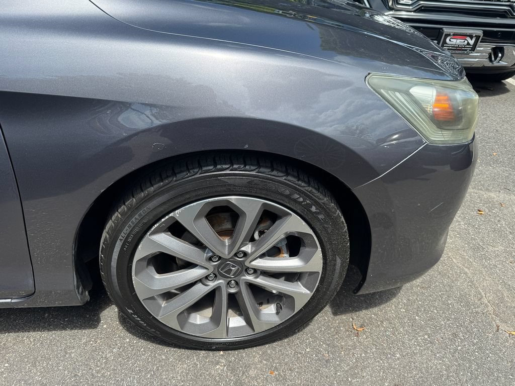 Used 2013 Honda Accord Sport image 8