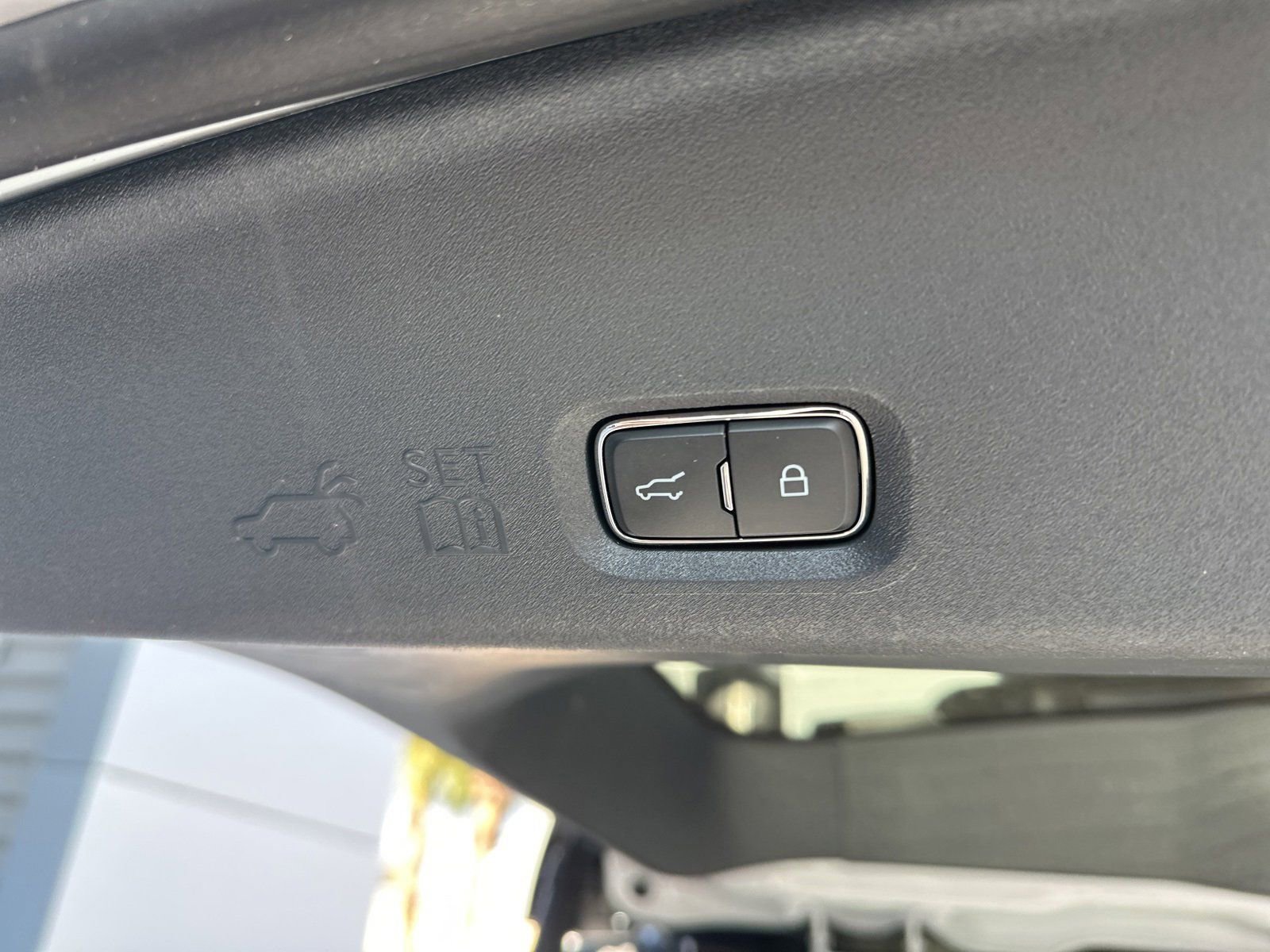 Used 2025 Ford Expedition Active image 15