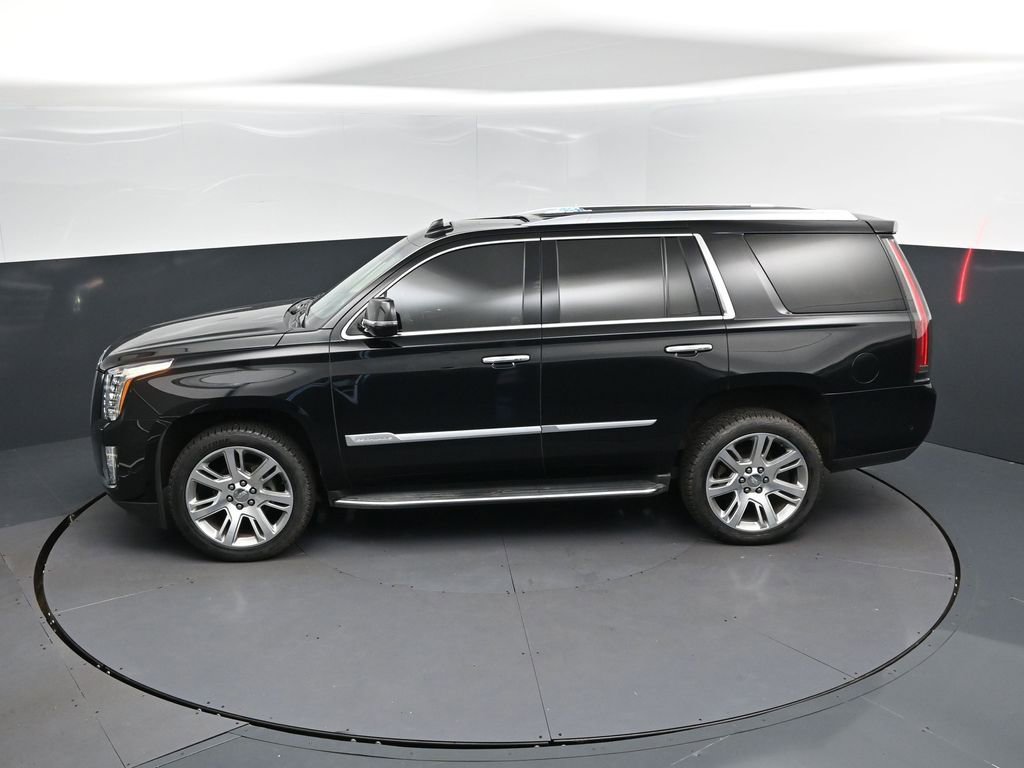 Used 2019 Cadillac Escalade Premium Luxury AWD/4WD image 33