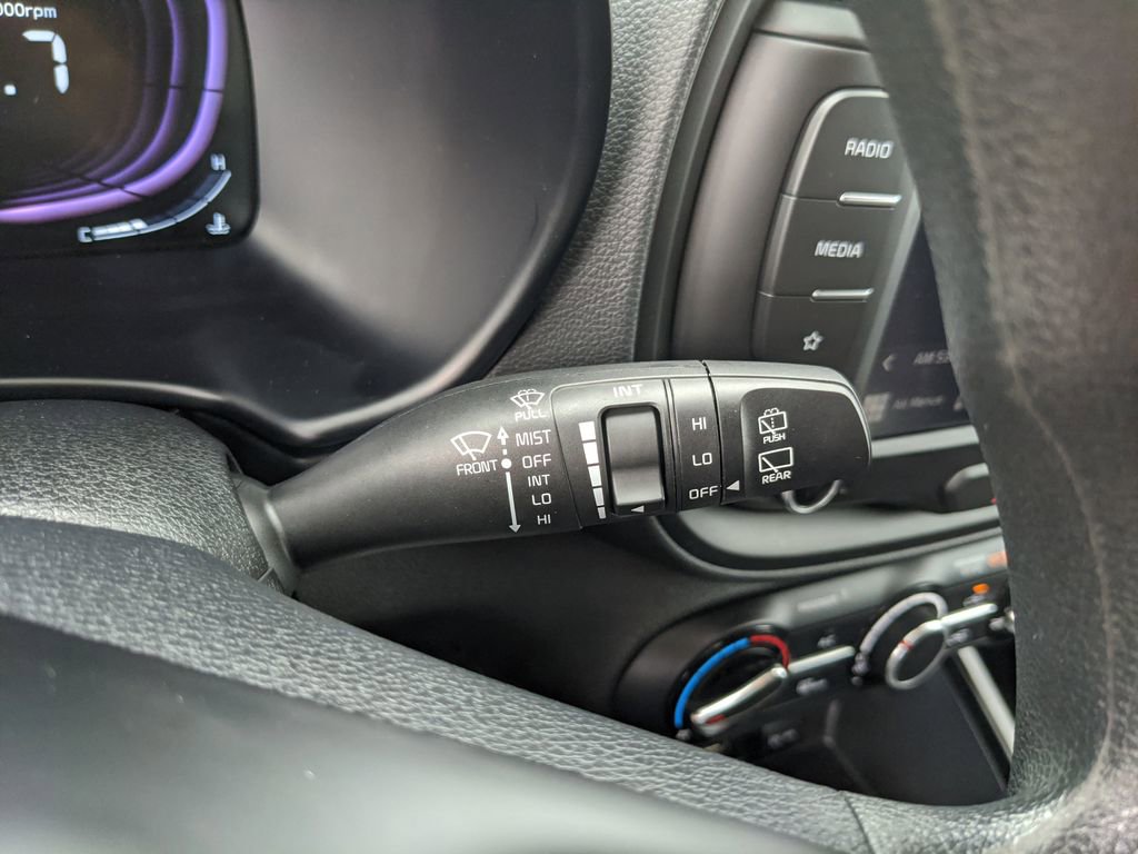 Certified 2025 Kia Soul LX image 32