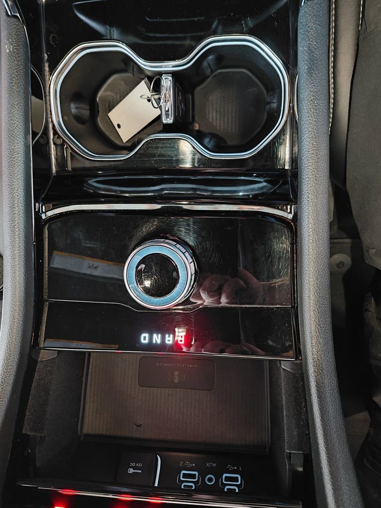 Used 2022 Jeep Grand Cherokee Altitude image 26