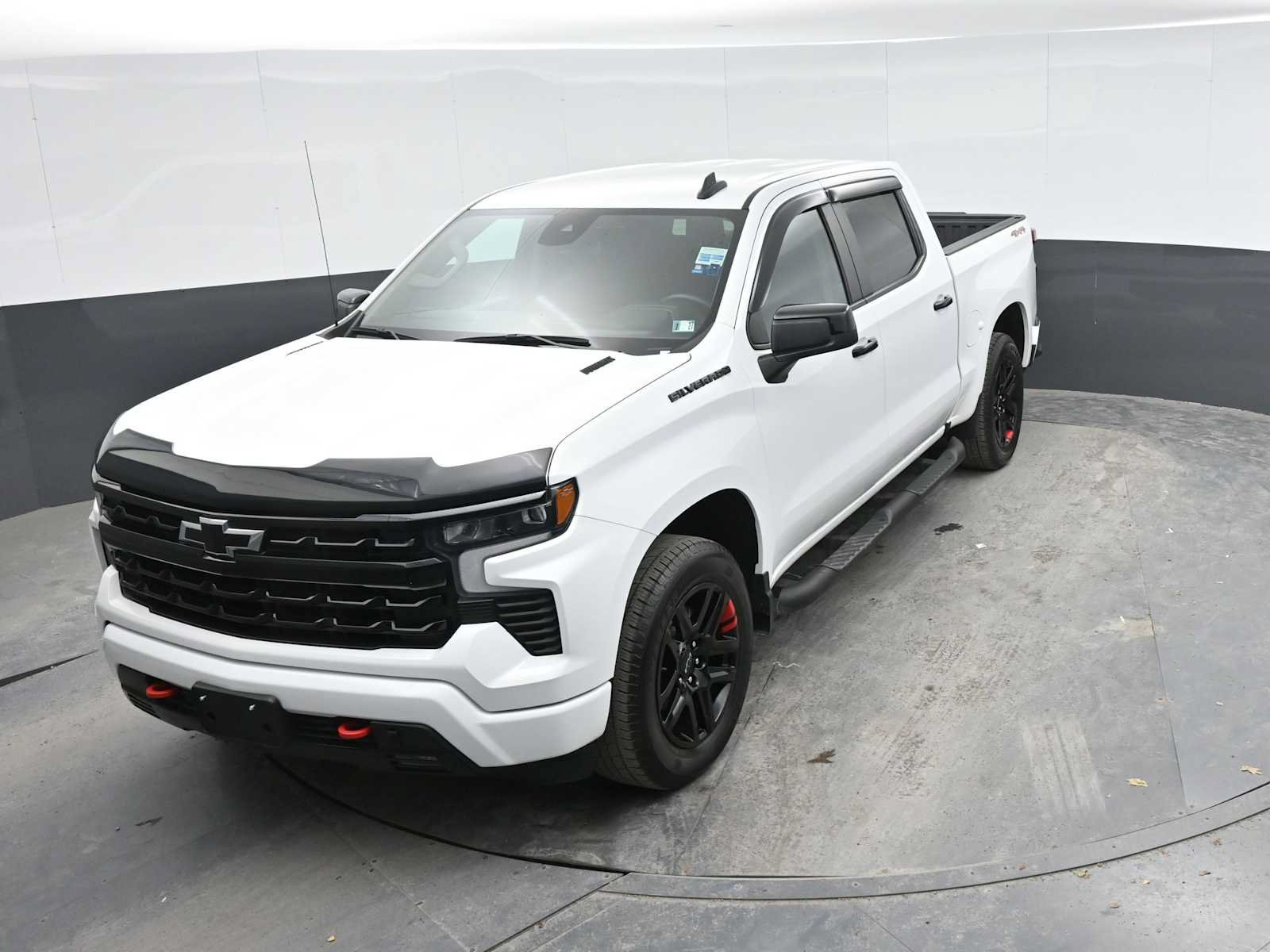 Used 2023 Chevrolet Silverado 1500 RST w/ Redline Edition AWD/4WD image 36