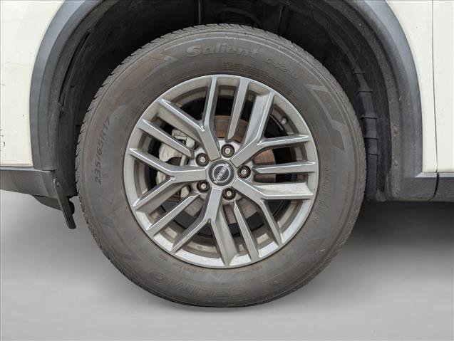 Used 2024 Nissan Rogue S FWD image 13