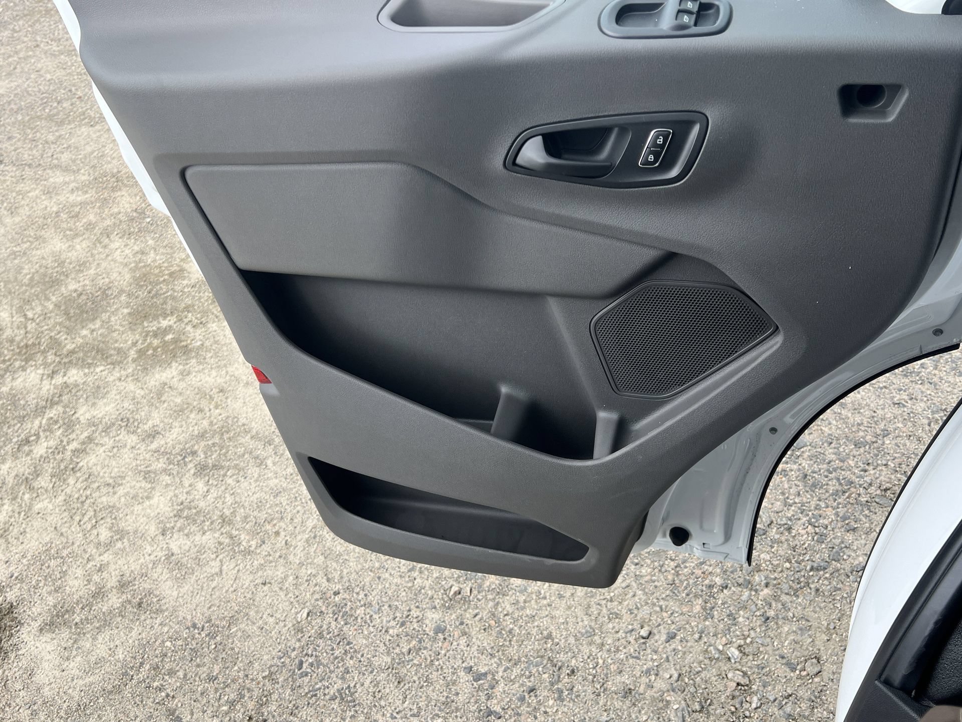 New 2026 Ford Transit 250 Low Roof w/ Electrician Trade Package RWD image 15