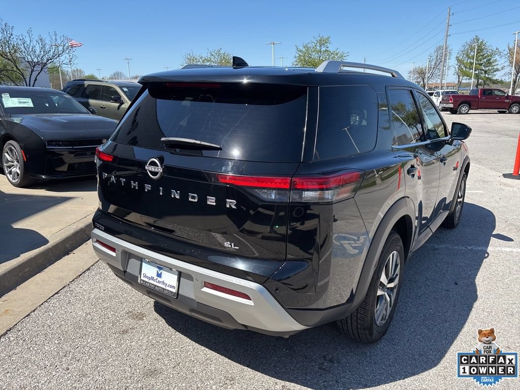 Used 2025 Nissan Pathfinder SL FWD image 25