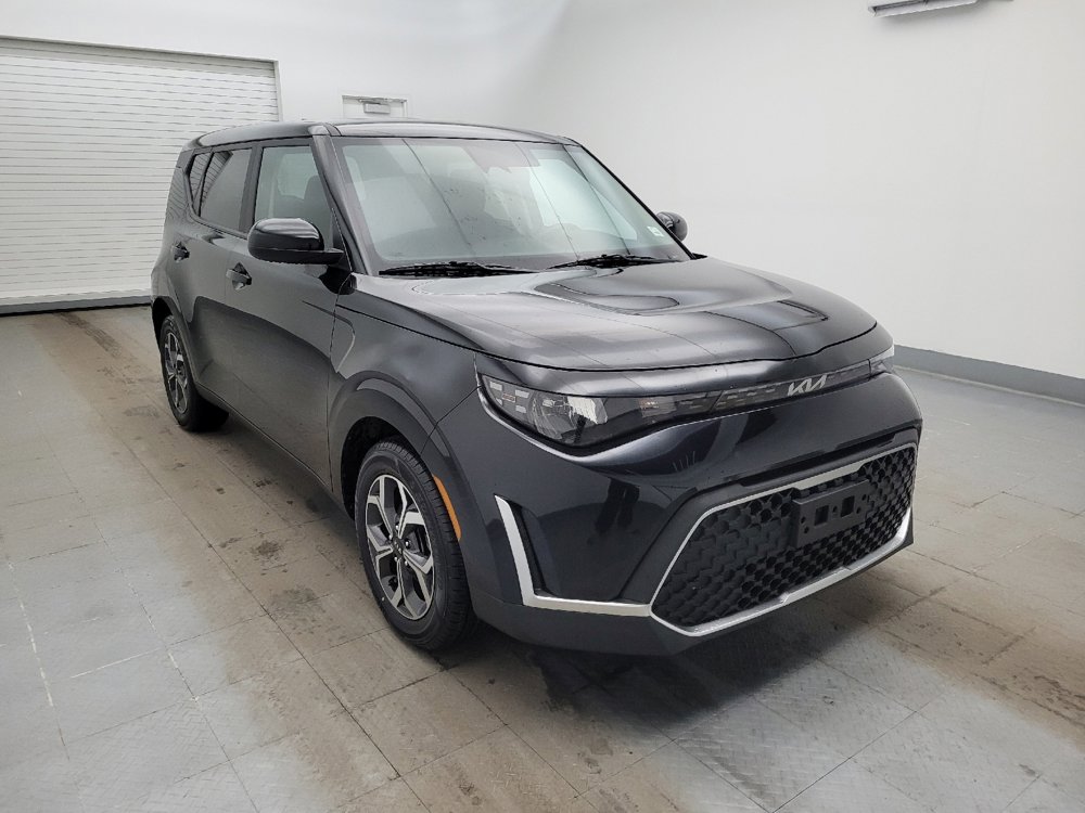 Used 2023 Kia Soul LX image 13