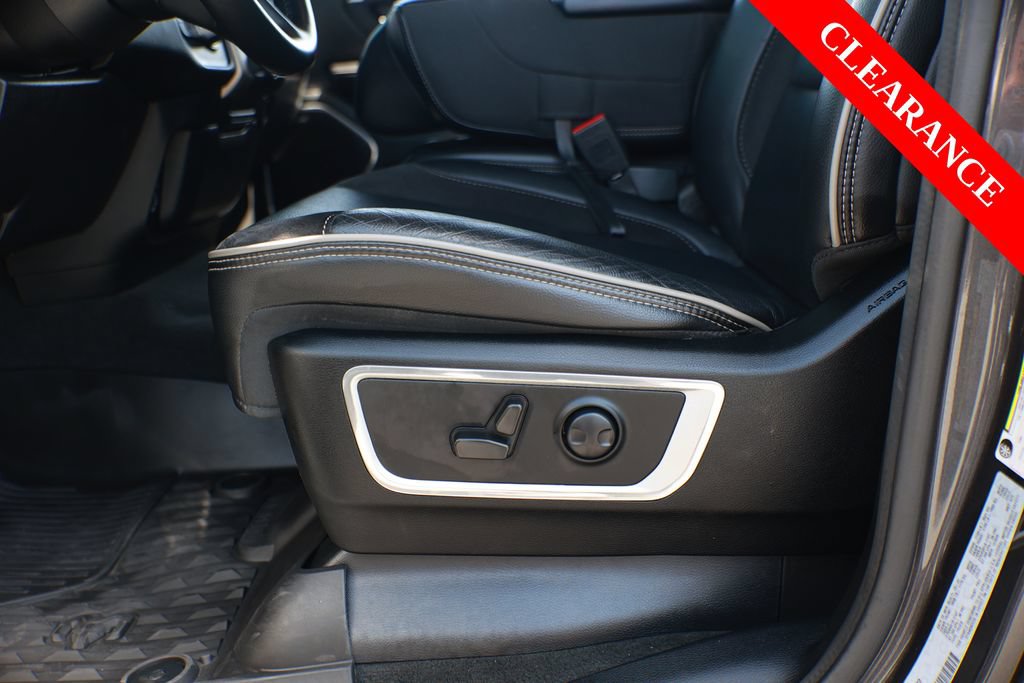 Used 2022 RAM 1500 Laramie AWD/4WD image 22