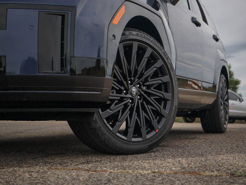 New 2026 Hyundai Santa Fe Calligraphy image 6