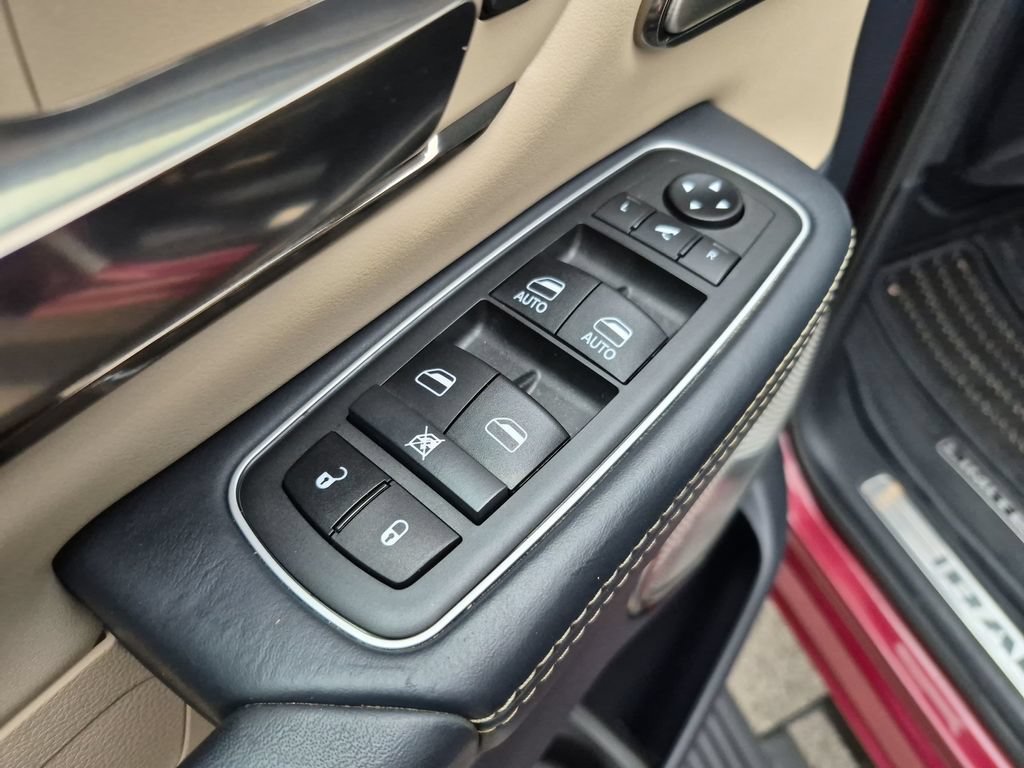 Used 2021 RAM 1500 Limited AWD/4WD image 17