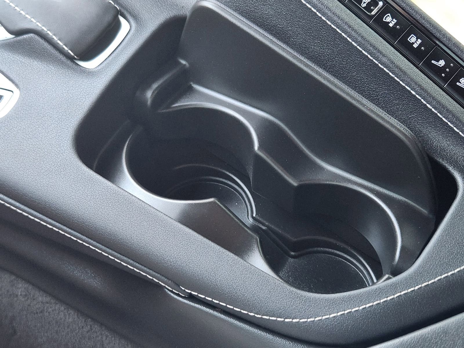 Used 2022 Chevrolet Corvette Stingray w/ Z51 Performance Package image 22