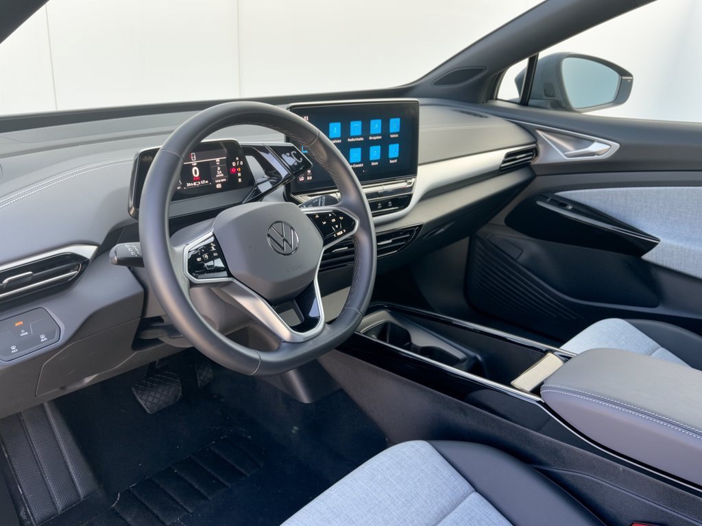 Used 2025 Volkswagen ID.4 Limited RWD image 4