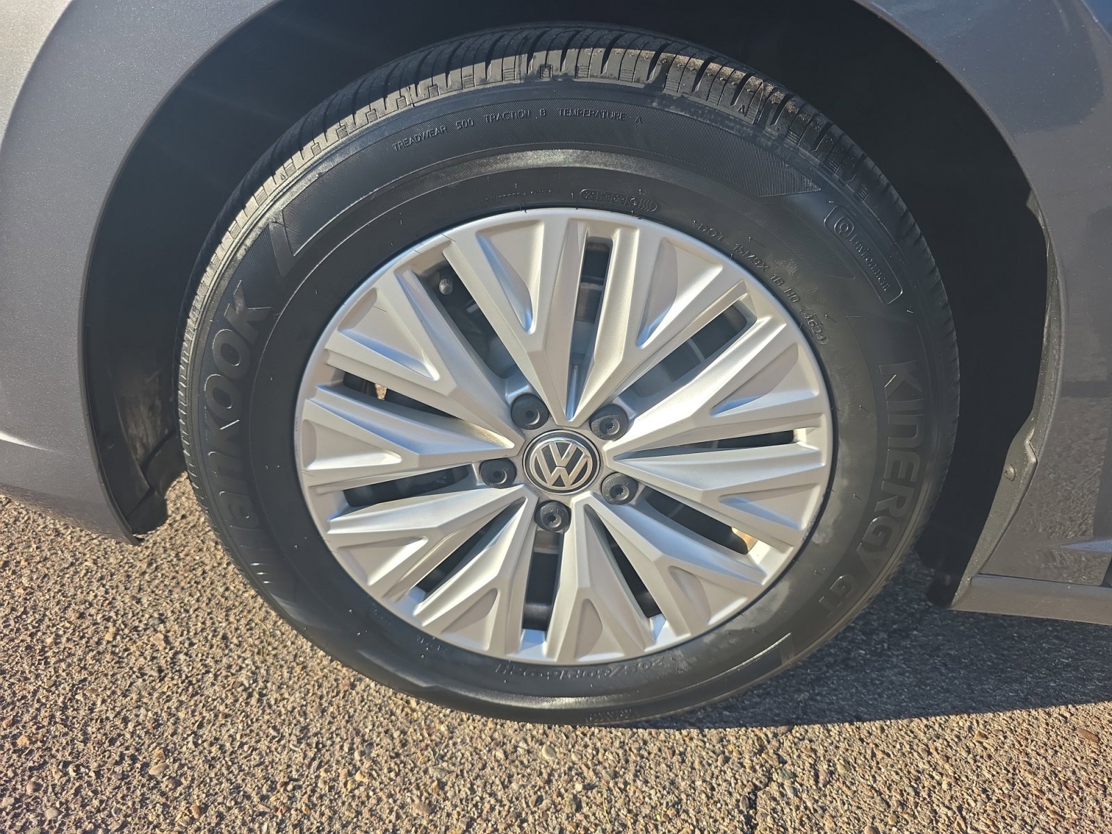 Used 2020 Volkswagen Jetta S w/ Driver Assistance Package image 26