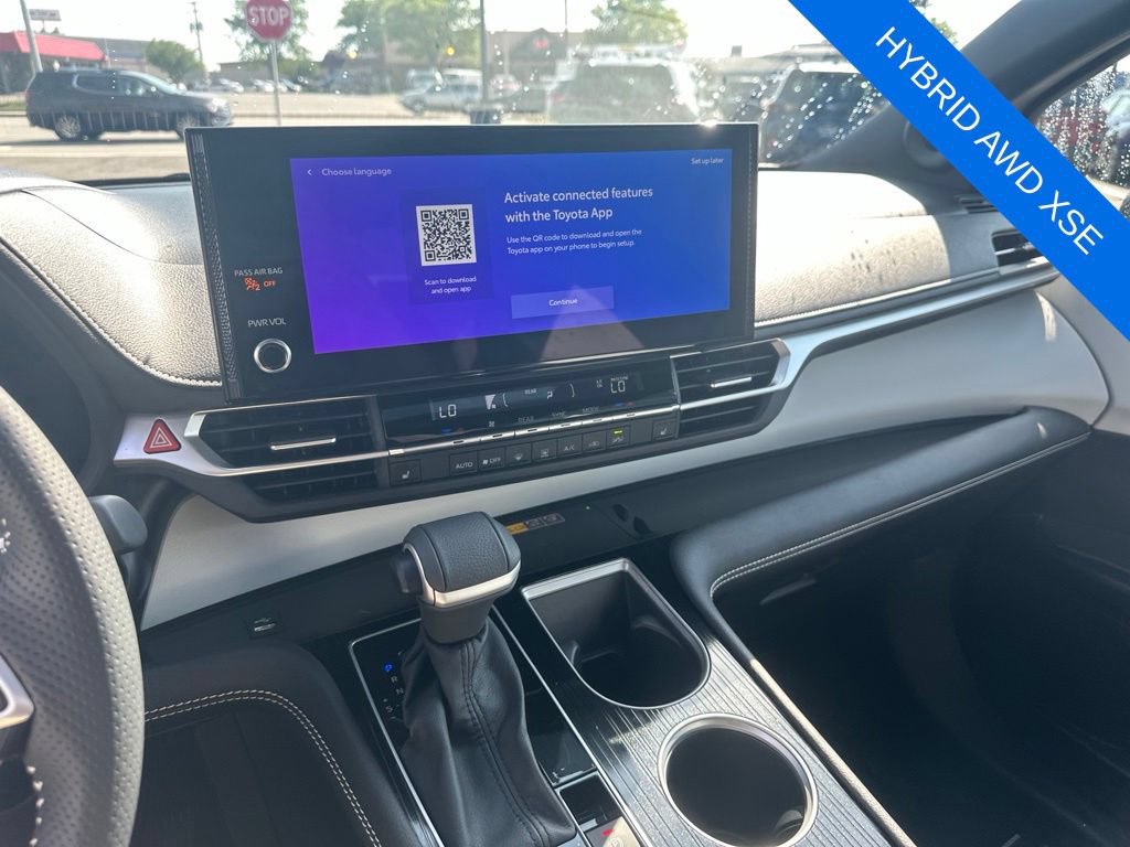Used 2026 Toyota Sienna XSE AWD/4WD image 16