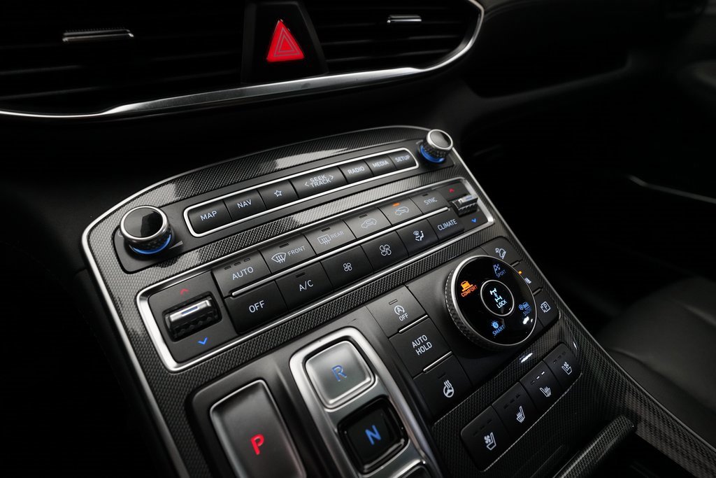 Used 2021 Hyundai Santa Fe Limited image 21