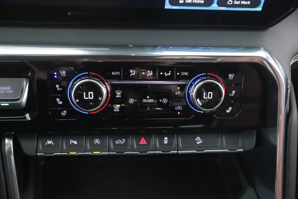 Used 2026 GMC Sierra 1500 Denali Ultimate AWD/4WD image 4