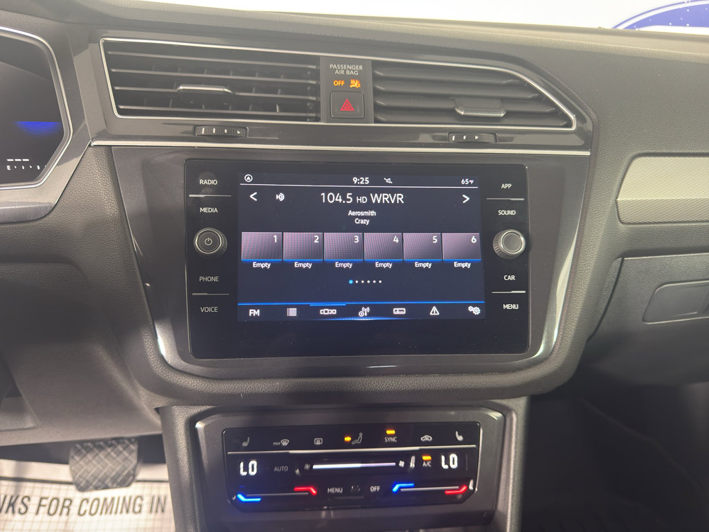 Used 2024 Volkswagen Tiguan SE FWD image 26