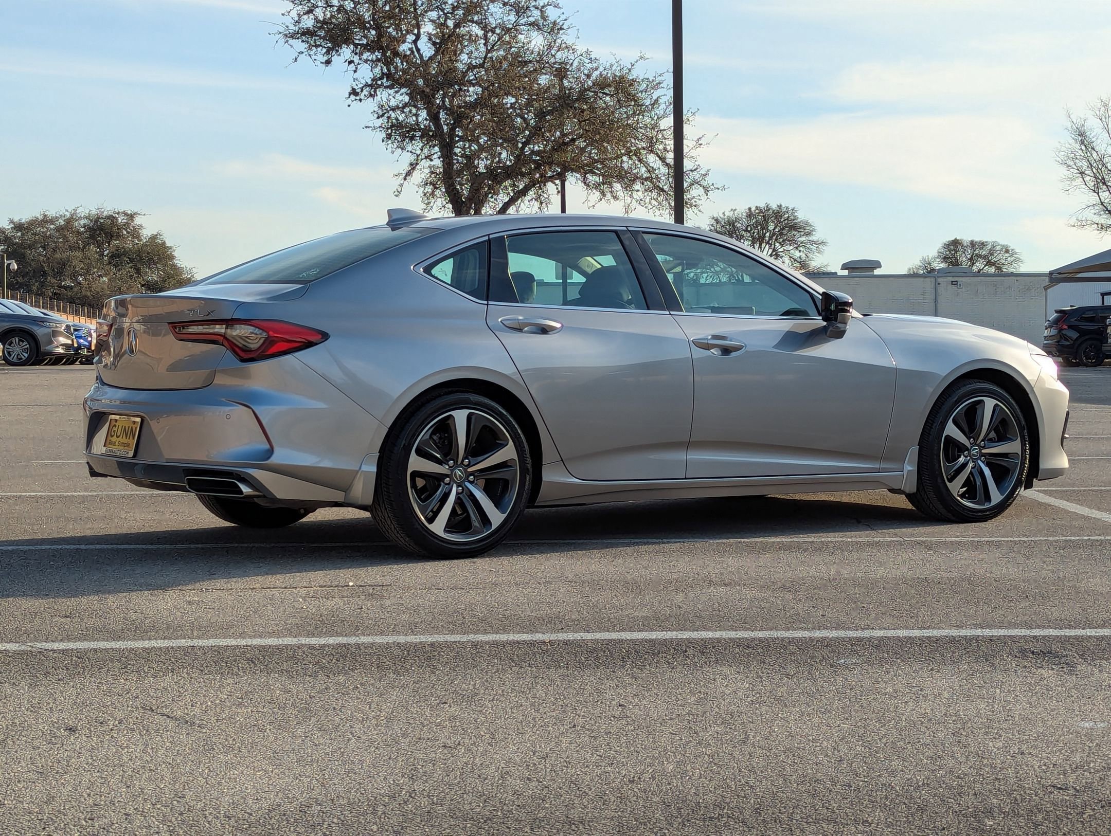 Certified 2025 Acura TLX w/ Technology Package image 4
